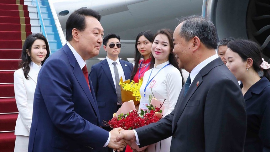 RoK President begins State visit to Vietnam